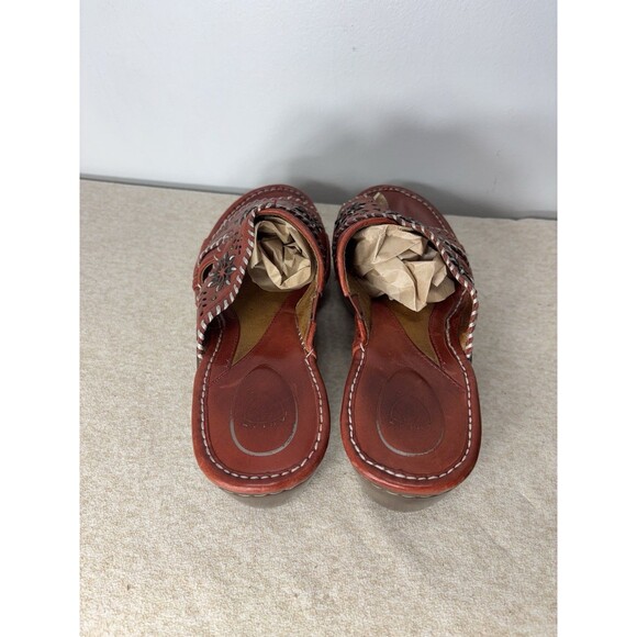 Ariat Womens Bella Clogs  Sandals Slip On Size 8 B Chili Red Leather  Stitching - Picture 5 of 12